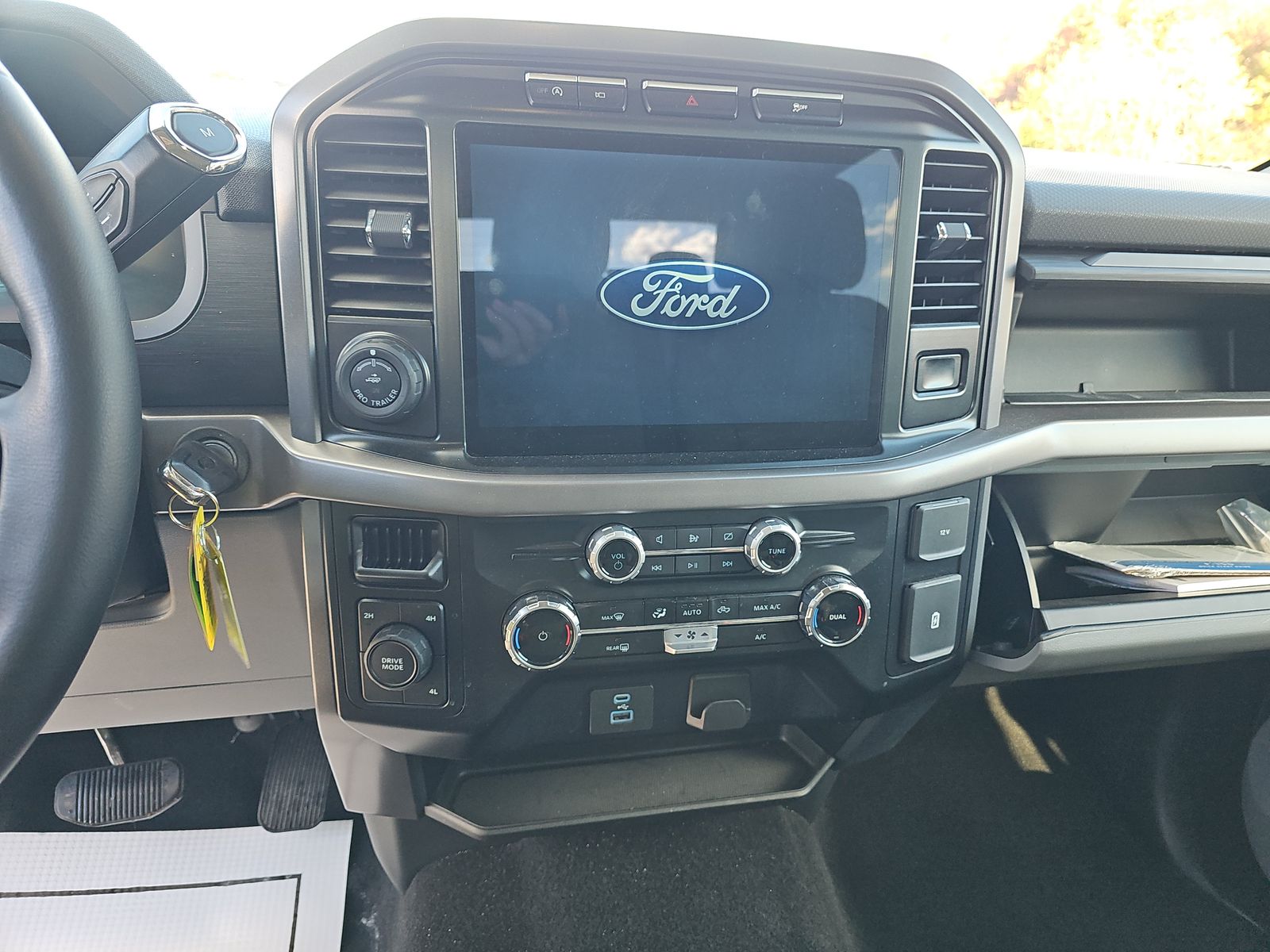 2024 Ford F-150 XLT AWD