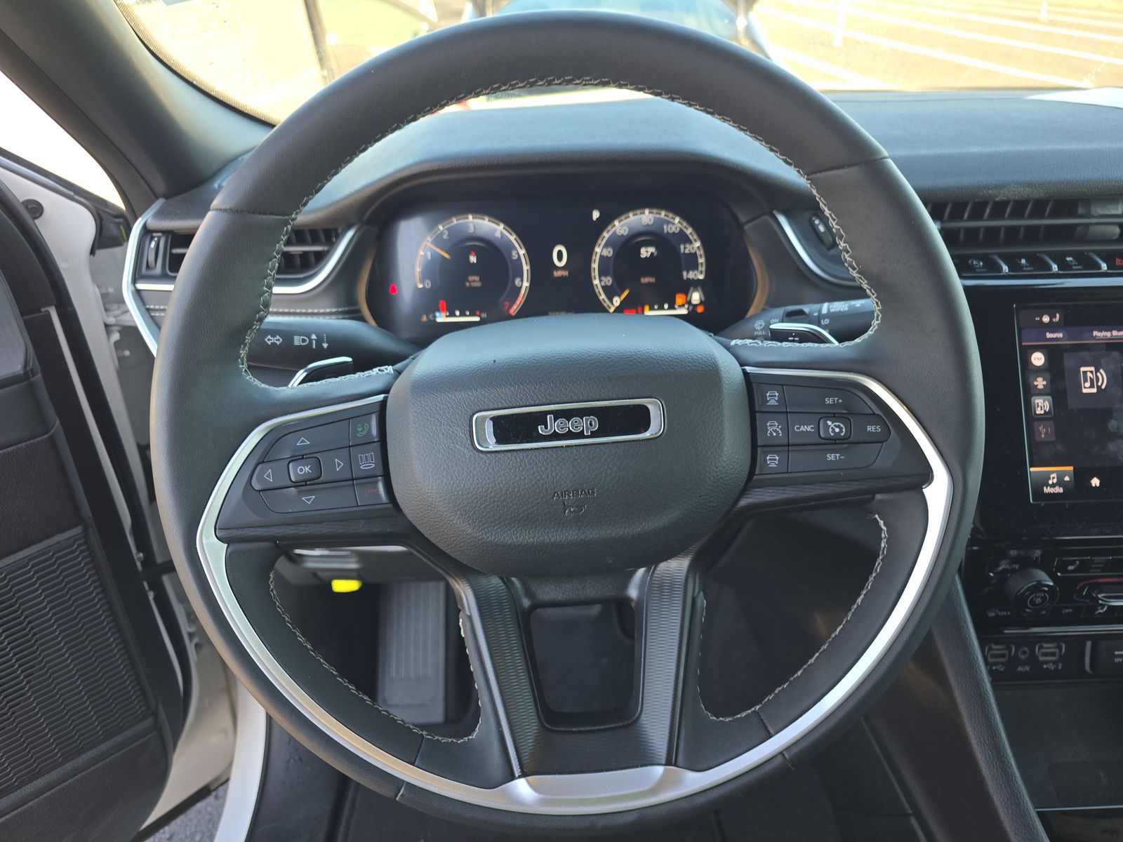 2024 Jeep Grand Cherokee Altitude AWD