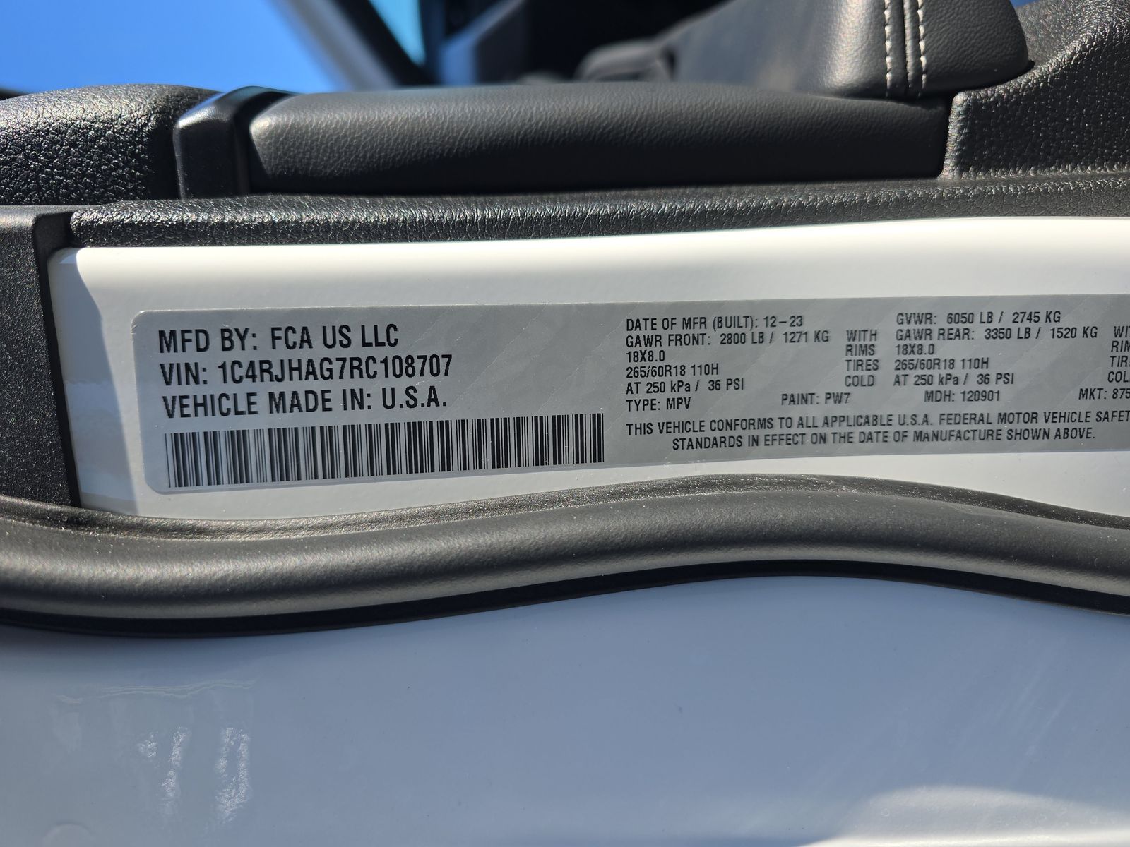 2024 Jeep Grand Cherokee Altitude AWD