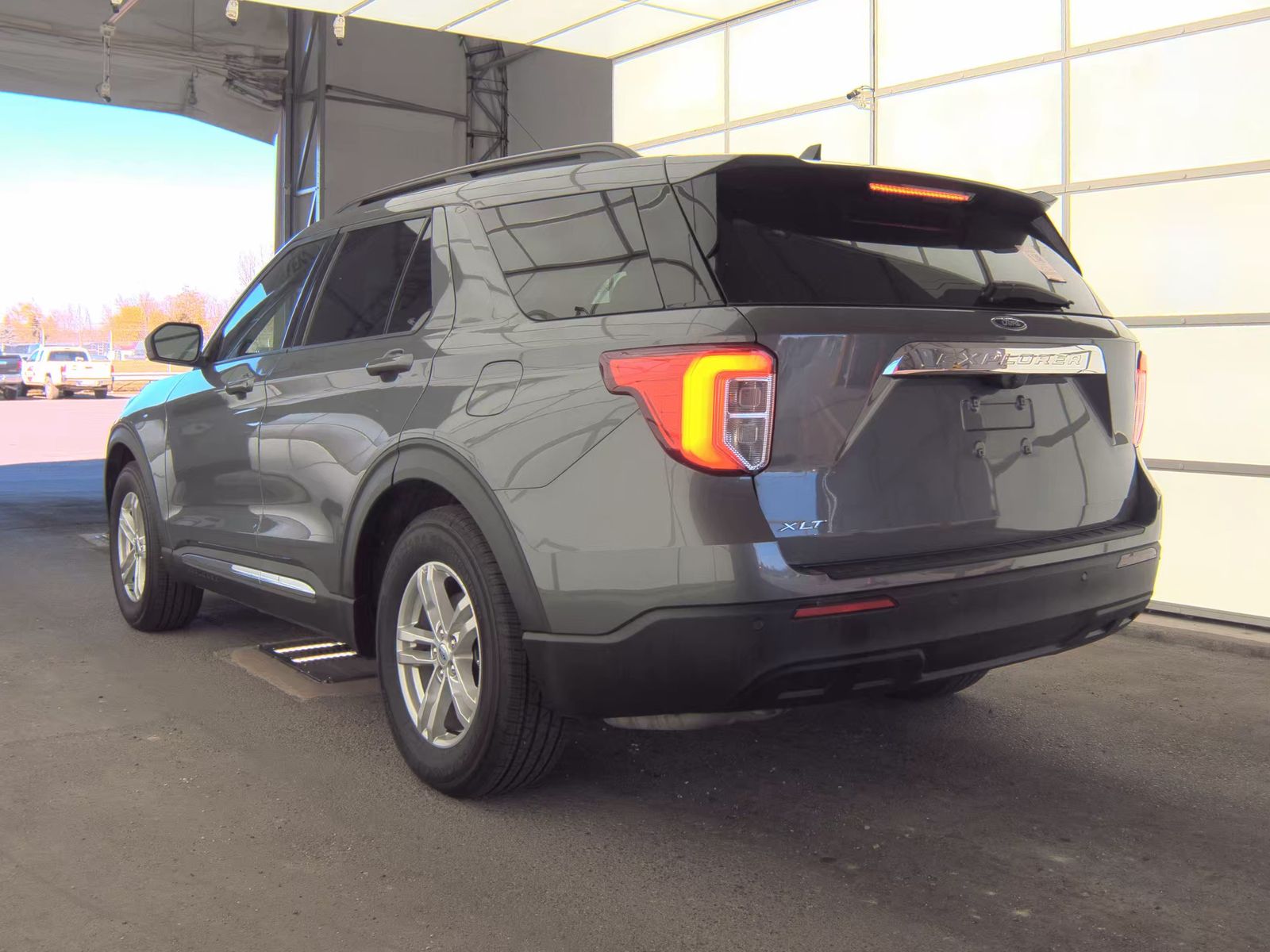 2022 Ford Explorer XLT RWD