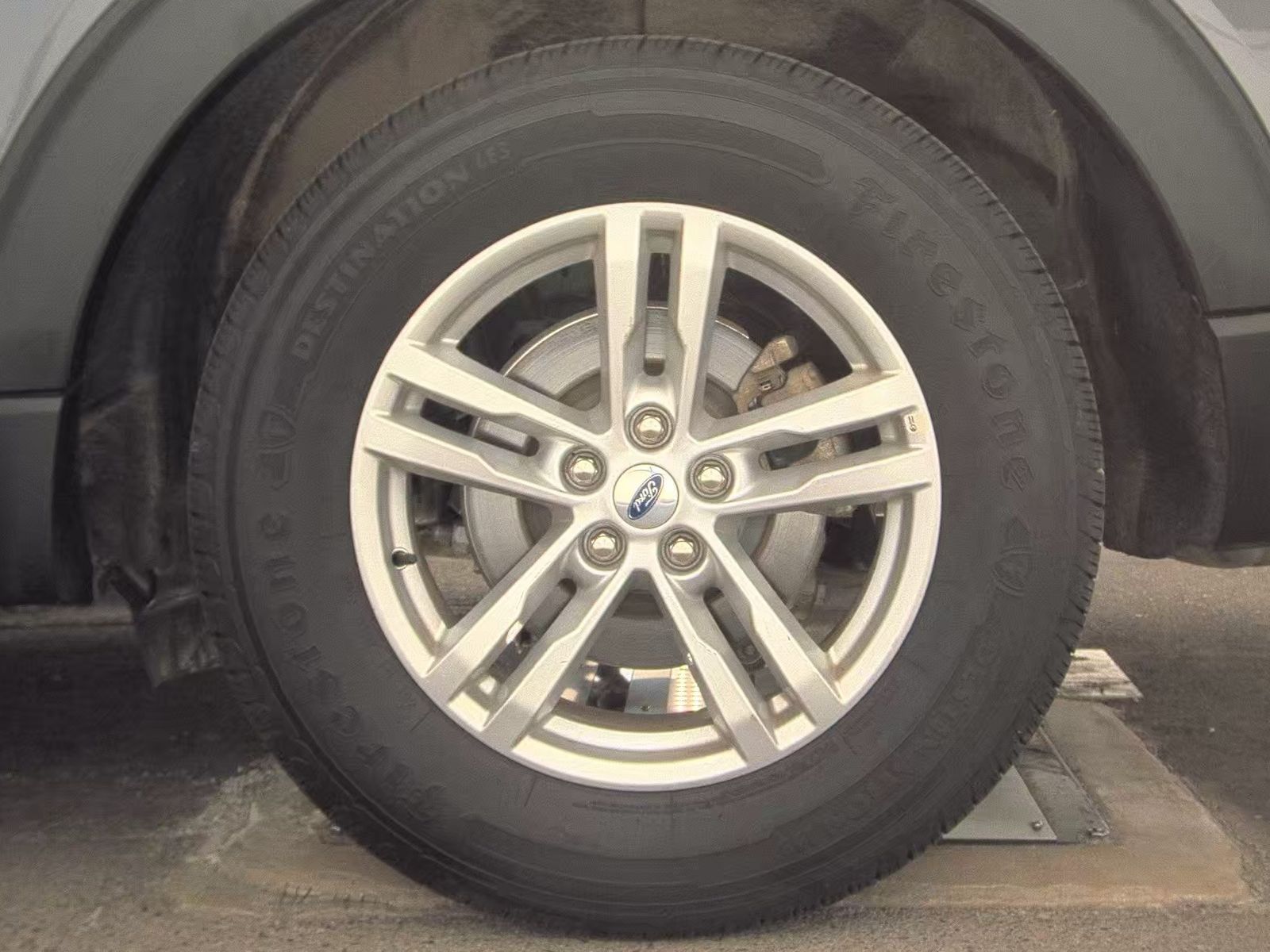 2022 Ford Explorer XLT RWD