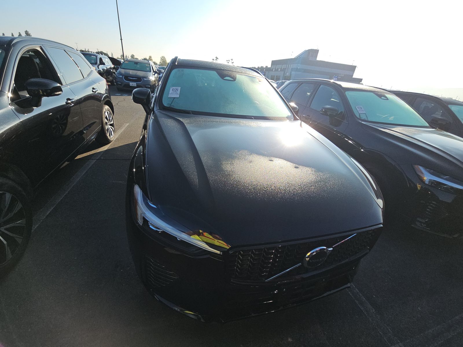 2025 Volvo XC60 B5 Plus AWD