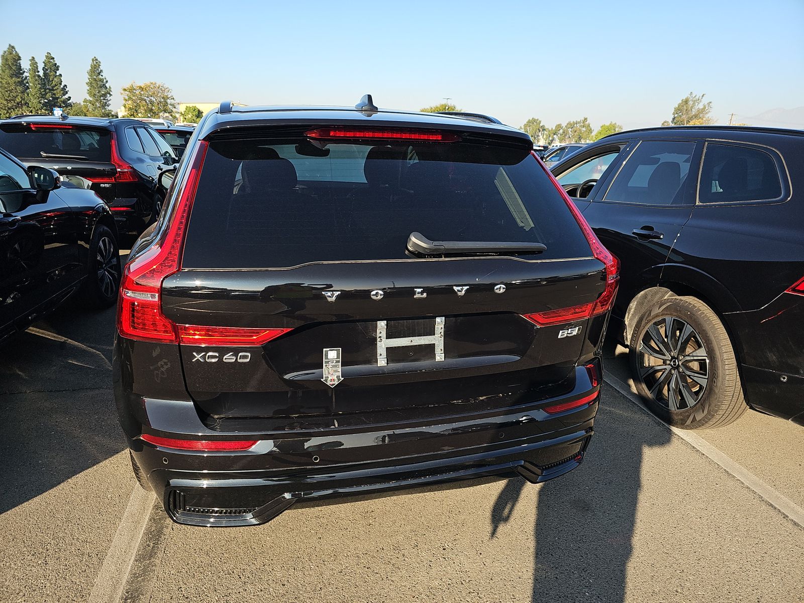 2025 Volvo XC60 B5 Plus AWD