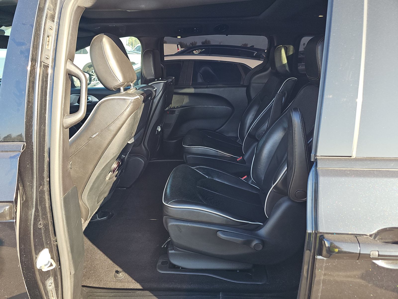 2020 Chrysler Pacifica Hybrid Limited FWD