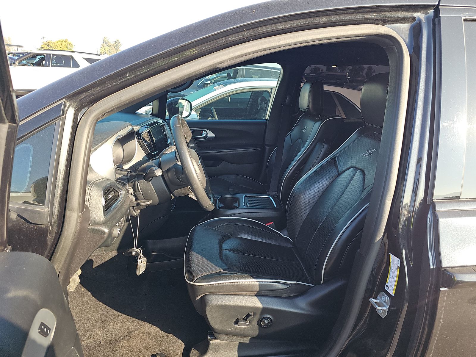 2020 Chrysler Pacifica Hybrid Limited FWD