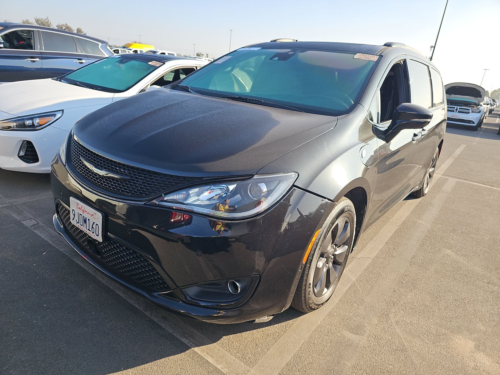 2020 Chrysler Pacifica Hybrid Limited FWD