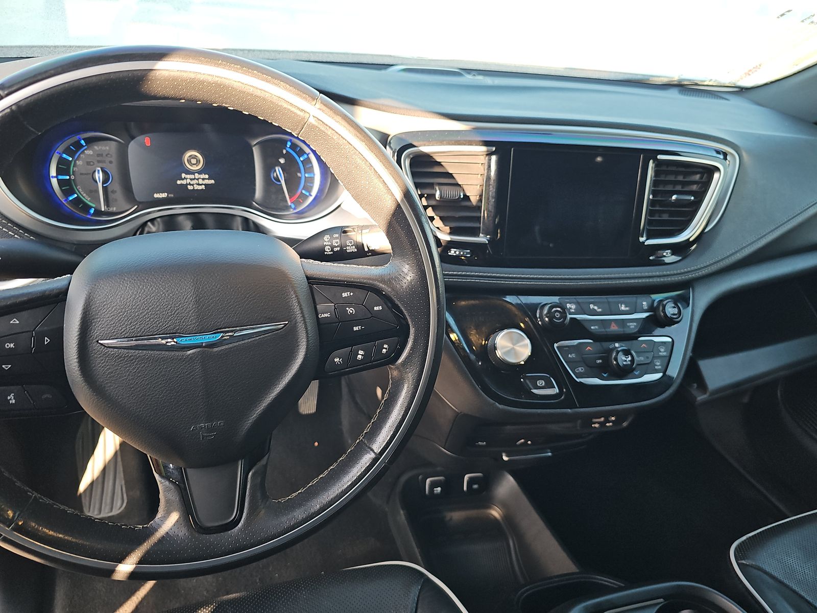 2020 Chrysler Pacifica Hybrid Limited FWD