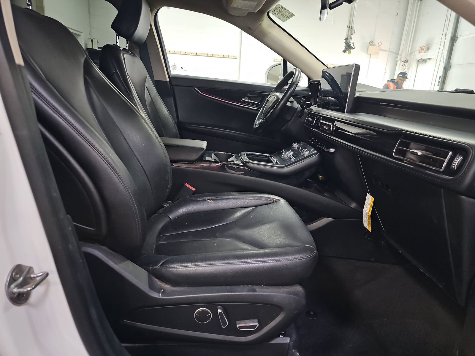 2023 Lincoln Nautilus Standard AWD