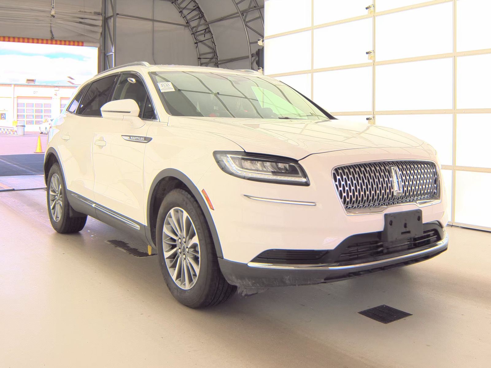 2023 Lincoln Nautilus Standard AWD