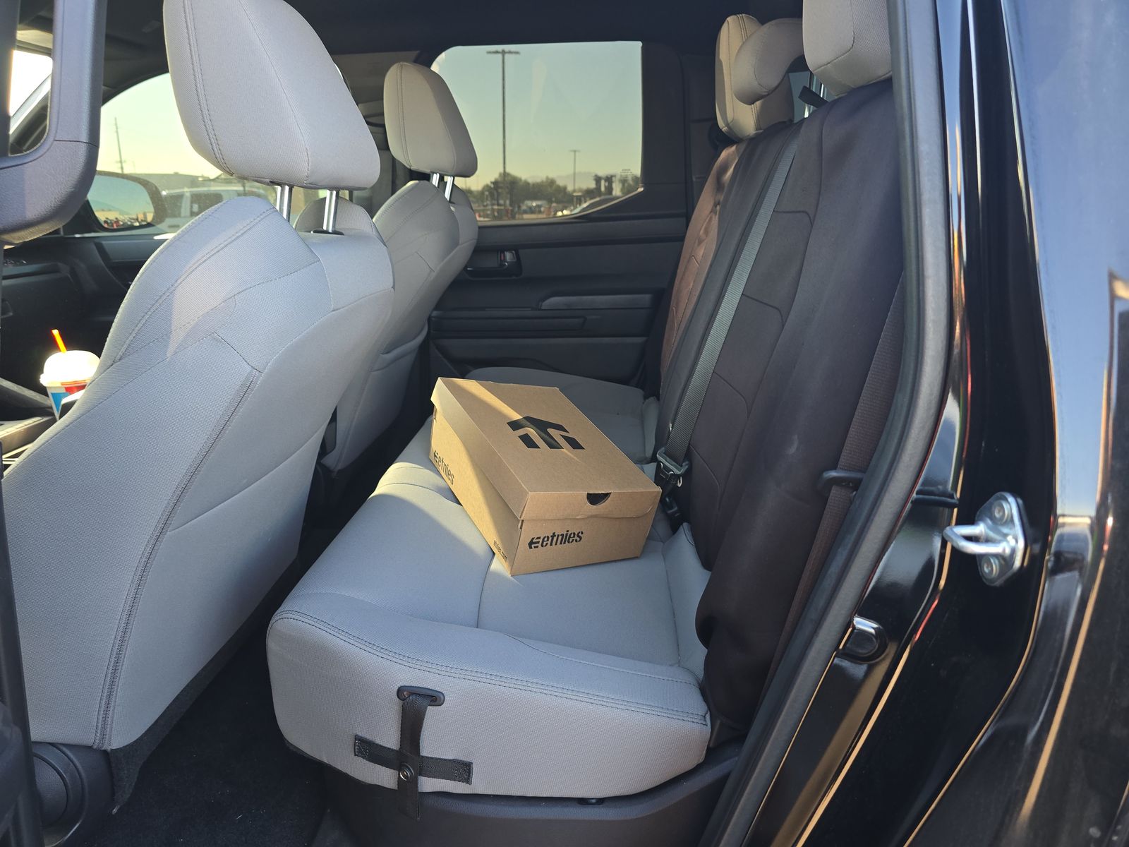 2024 Toyota Tacoma SR5 AWD