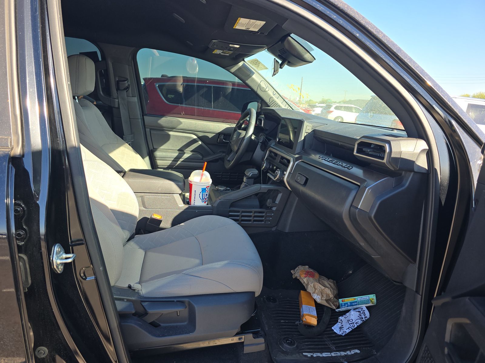 2024 Toyota Tacoma SR5 AWD