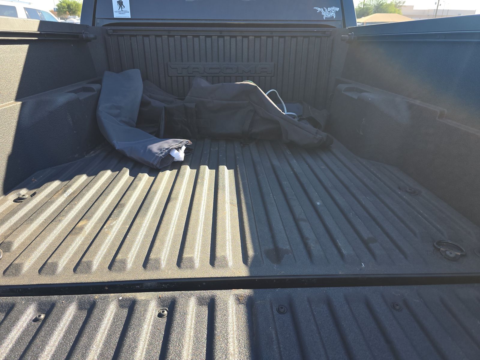 2024 Toyota Tacoma SR5 AWD