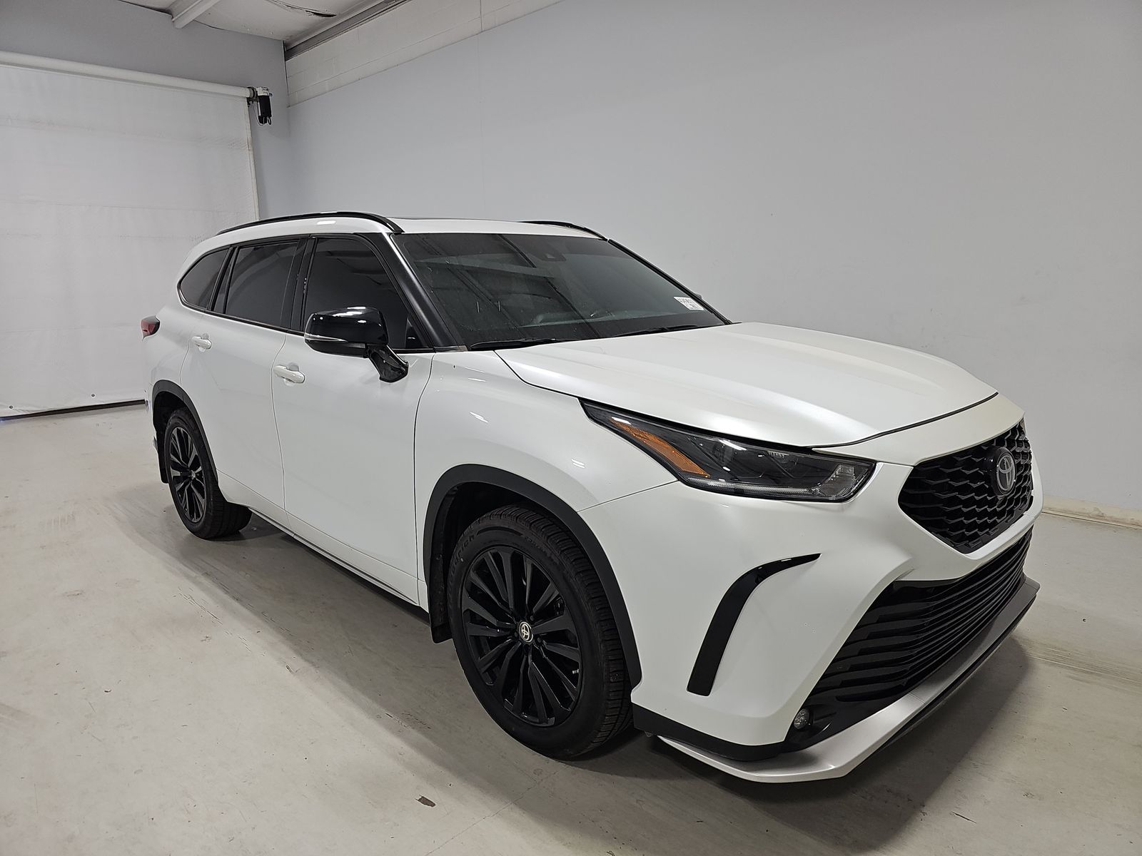 2023 Toyota Highlander XSE FWD