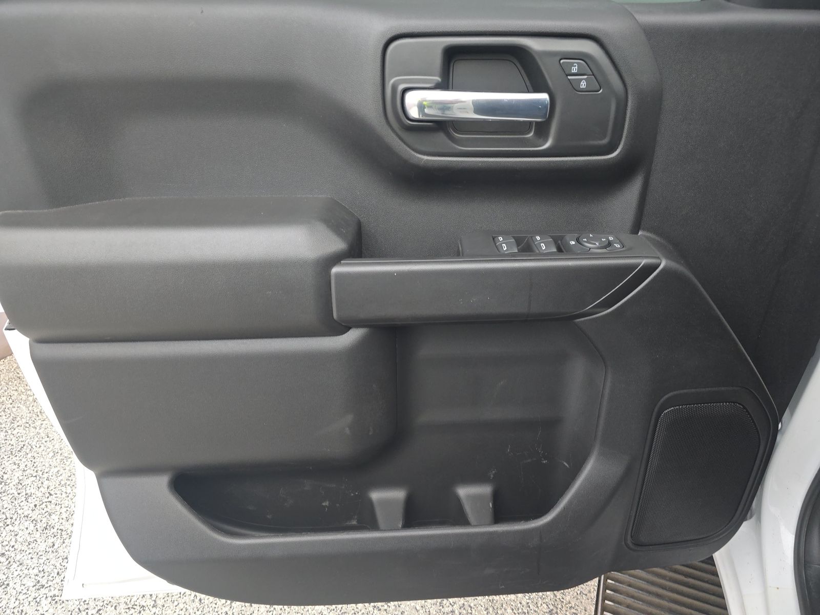 2025 Chevrolet Silverado 1500 Custom AWD