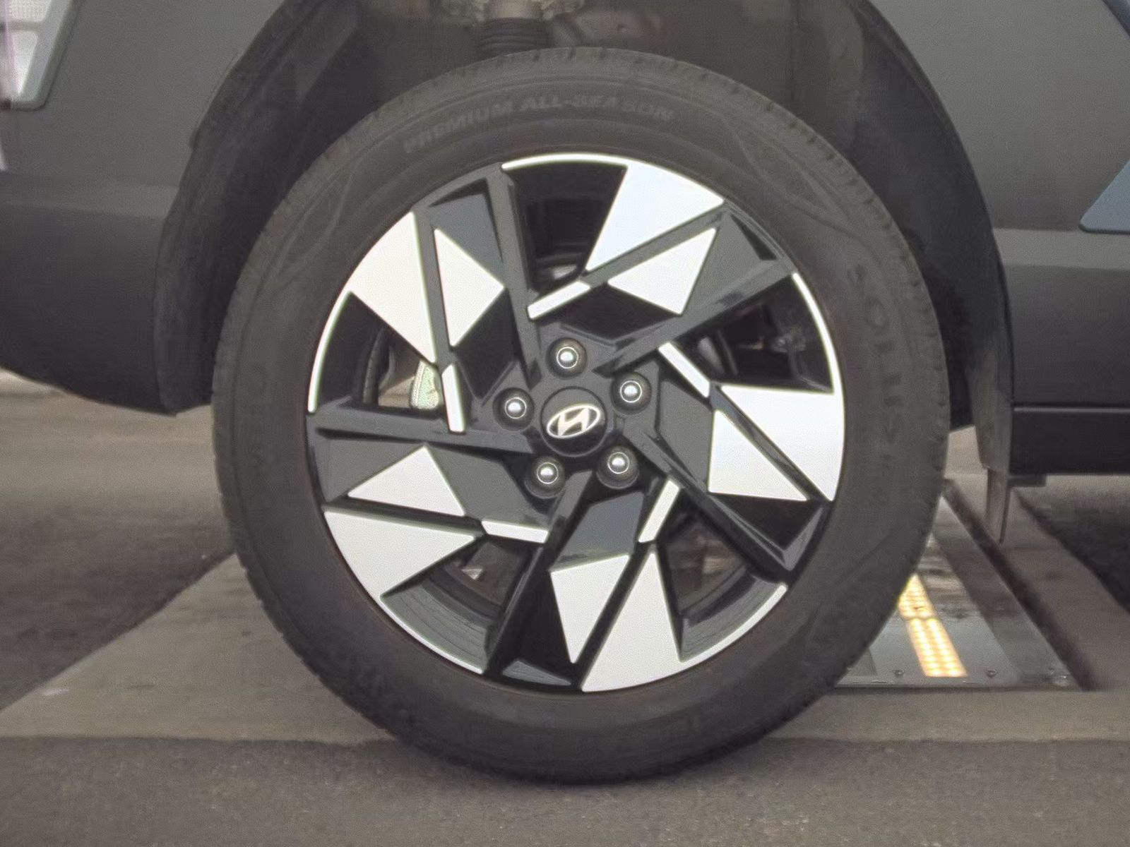 2025 Hyundai Kona SEL AWD