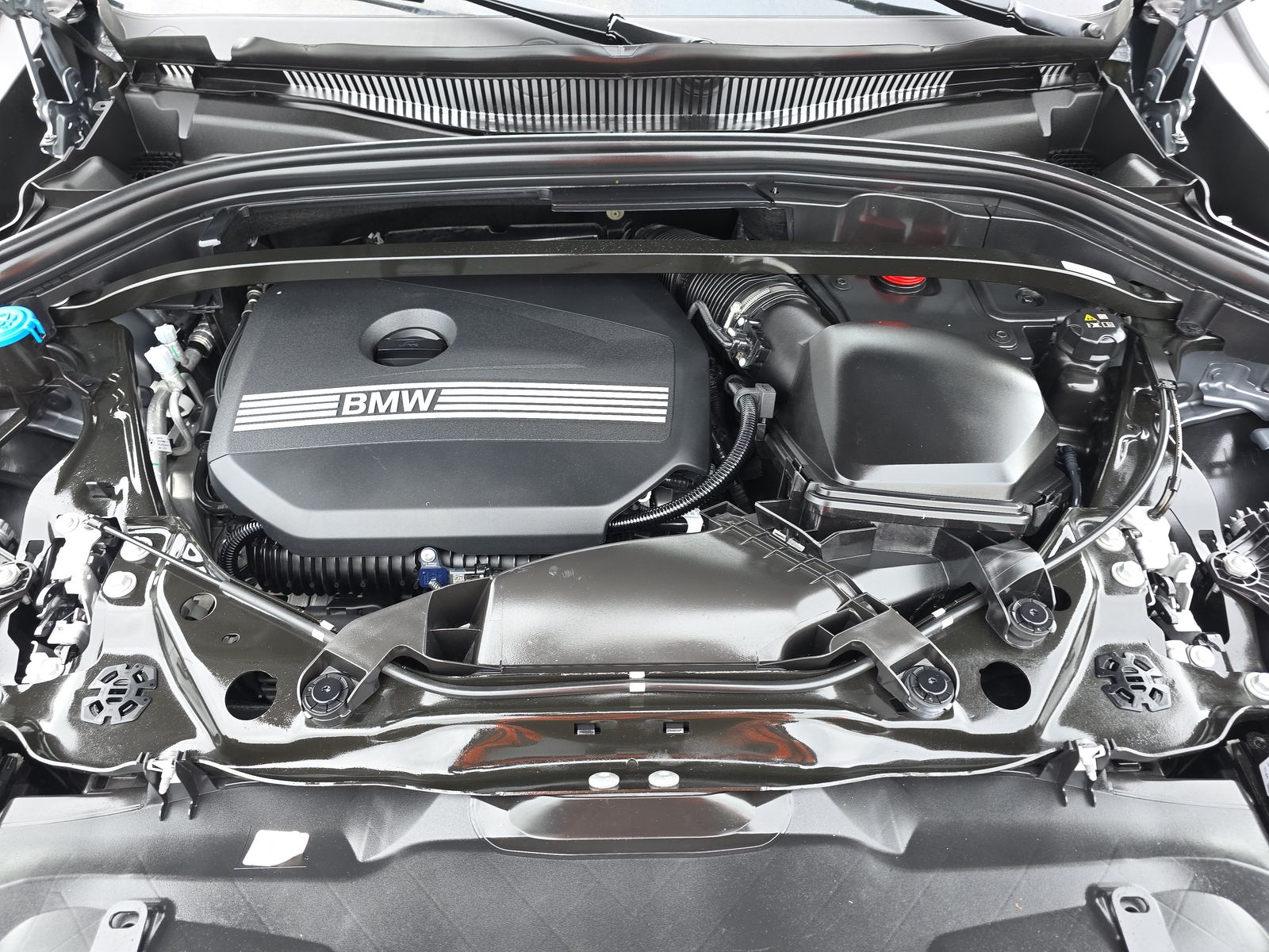 2025 BMW X2 xDrive28i AWD