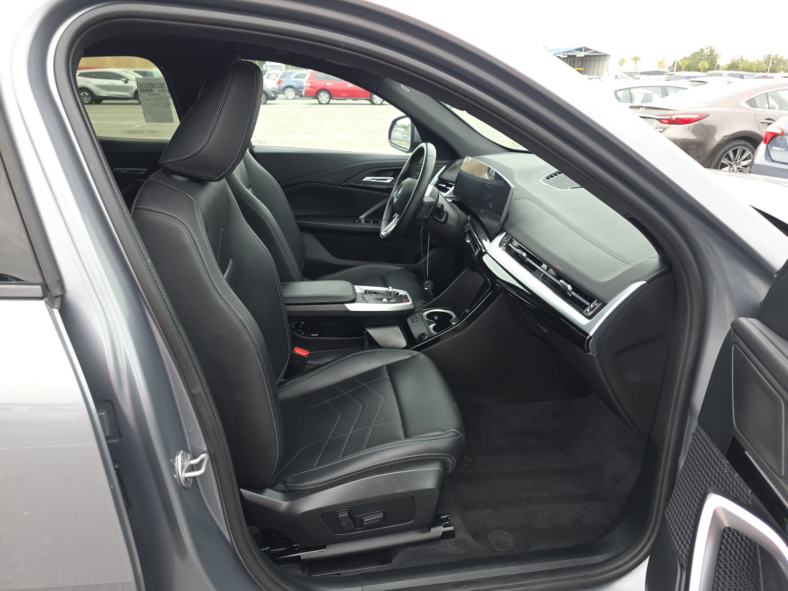 2025 BMW X2 xDrive28i AWD