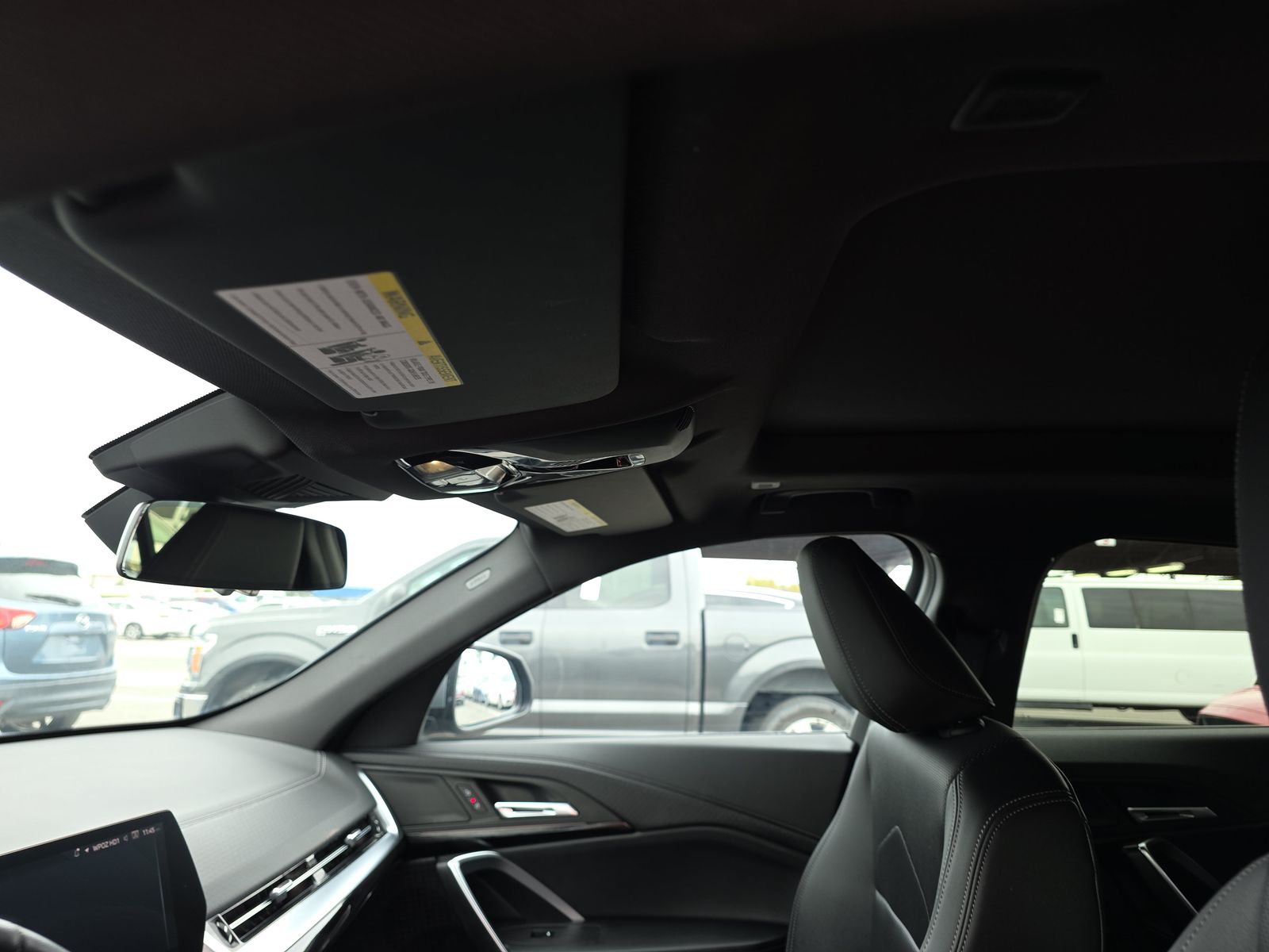 2025 BMW X2 xDrive28i AWD