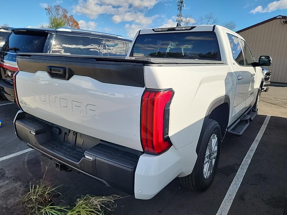 2023 Toyota Tundra SR5 AWD