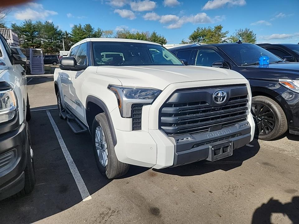 2023 Toyota Tundra SR5 AWD