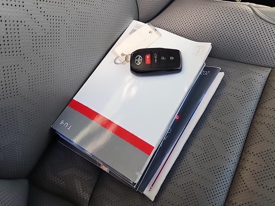 2023 Toyota Tundra SR5 AWD