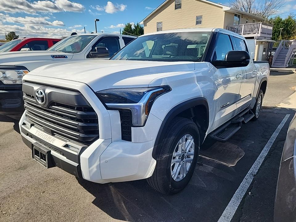 2023 Toyota Tundra SR5 AWD