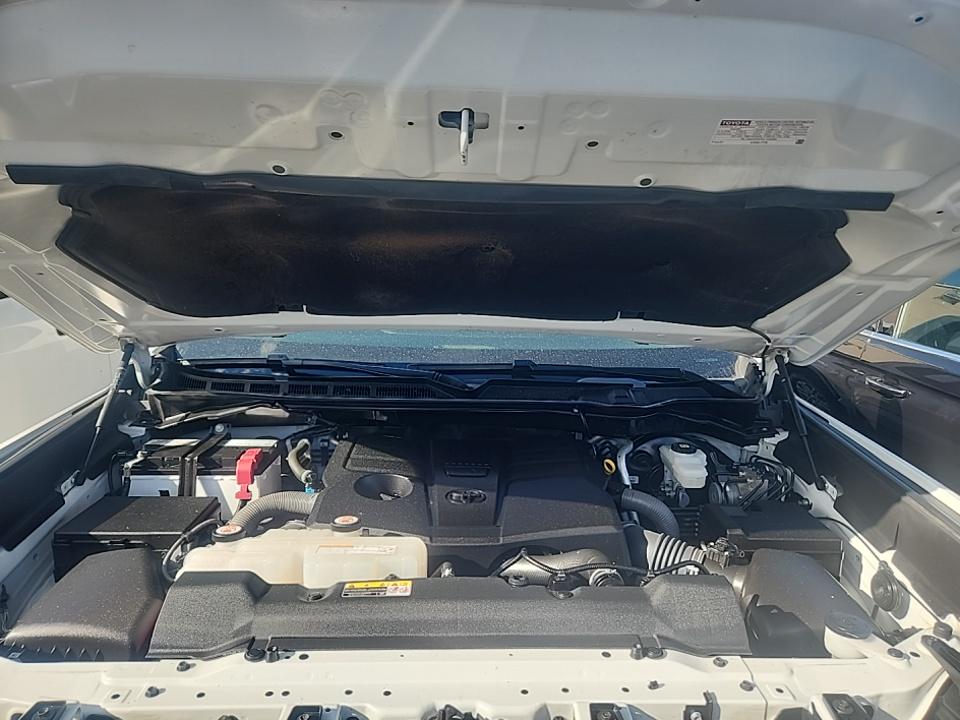 2023 Toyota Tundra SR5 AWD