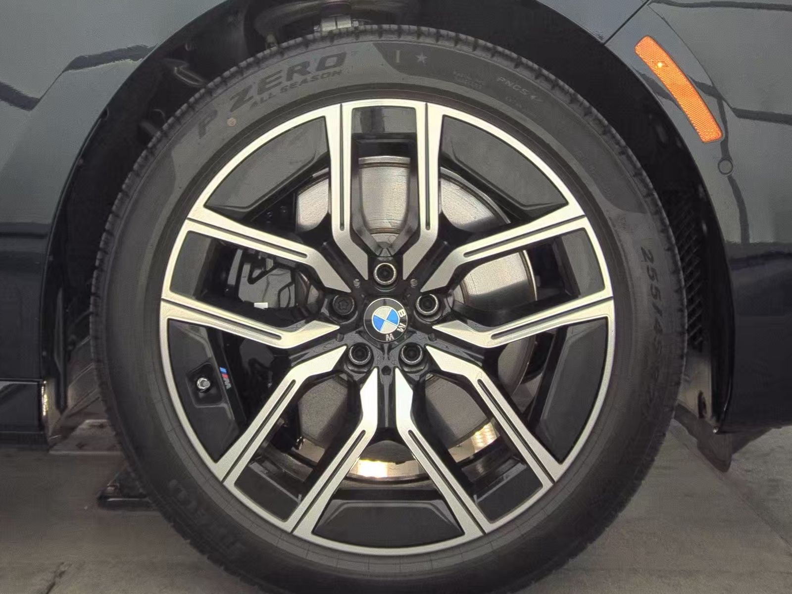 2024 BMW 7 Series 760i xDrive AWD