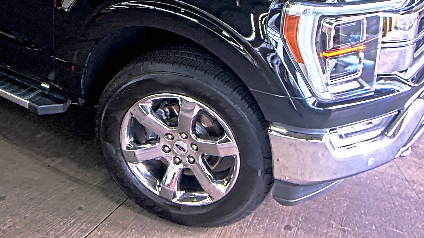 2023 Ford F-150 Lariat AWD