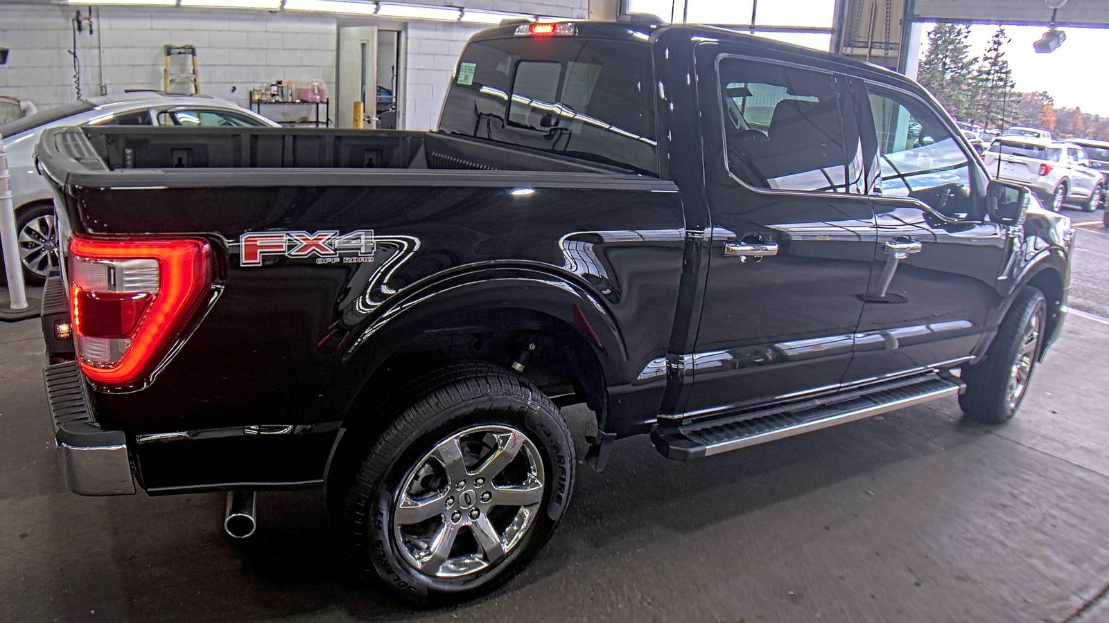 2023 Ford F-150 Lariat AWD