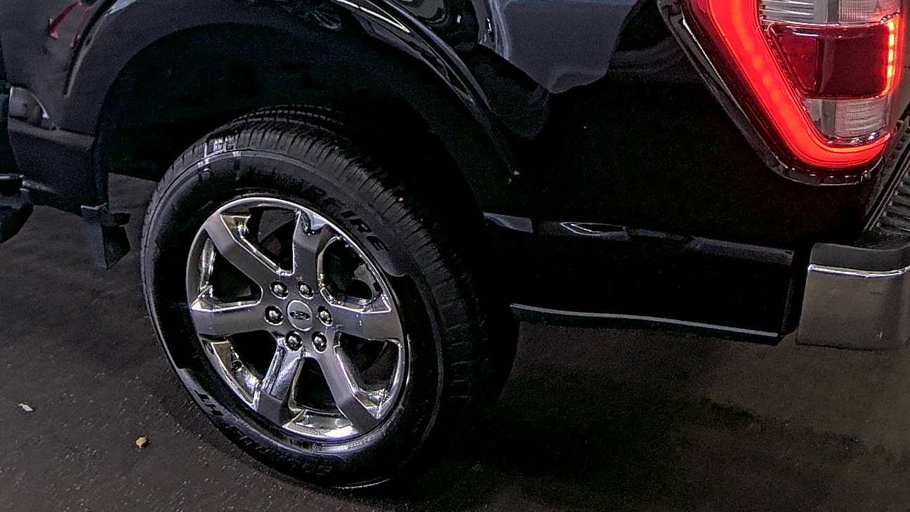 2023 Ford F-150 Lariat AWD