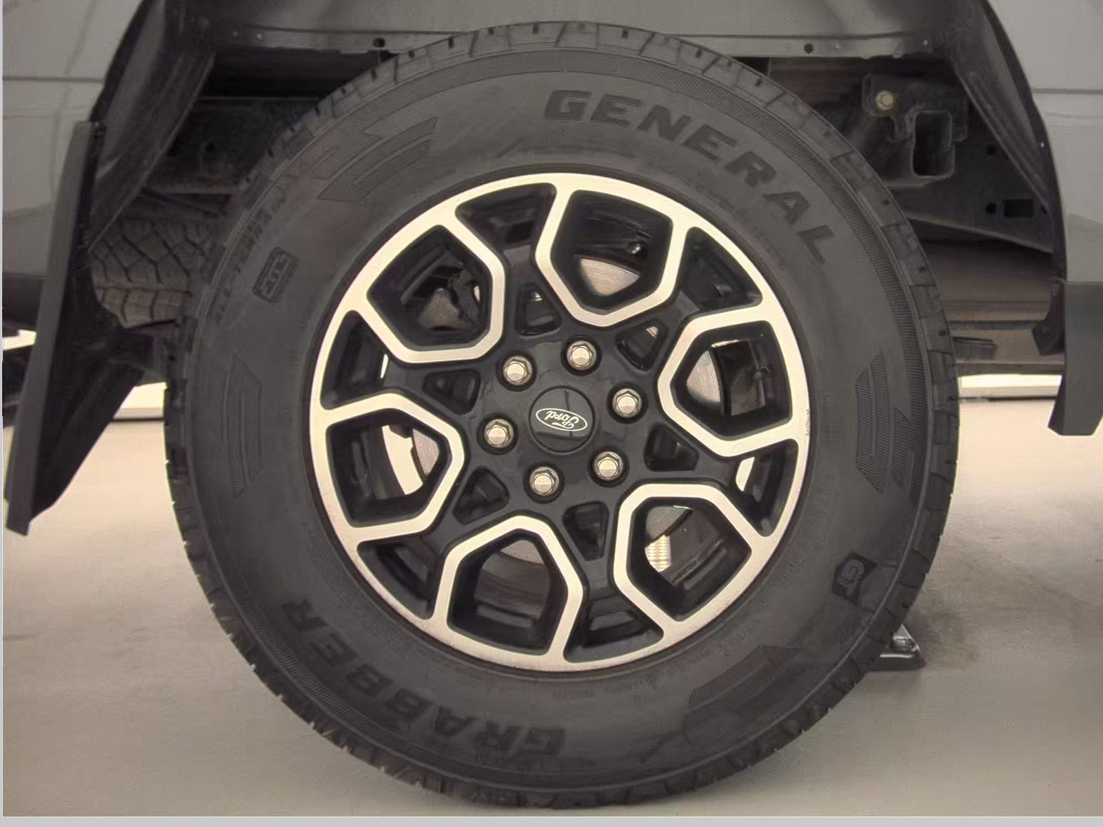 2022 Ford F-150 XLT AWD