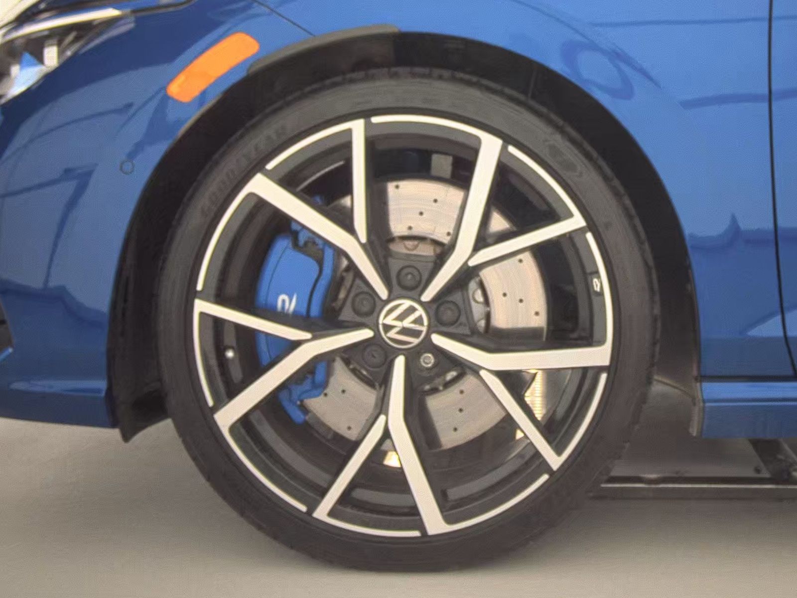 2022 Volkswagen Golf R AWD