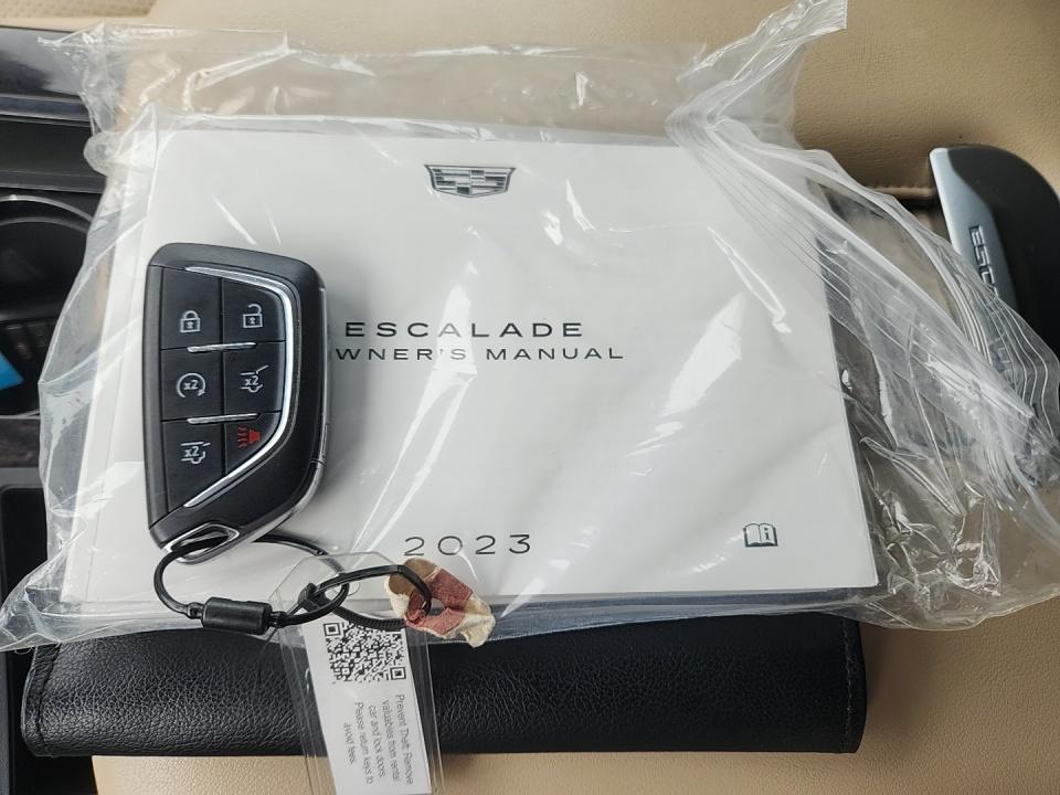 2023 Cadillac Escalade Premium Luxury RWD