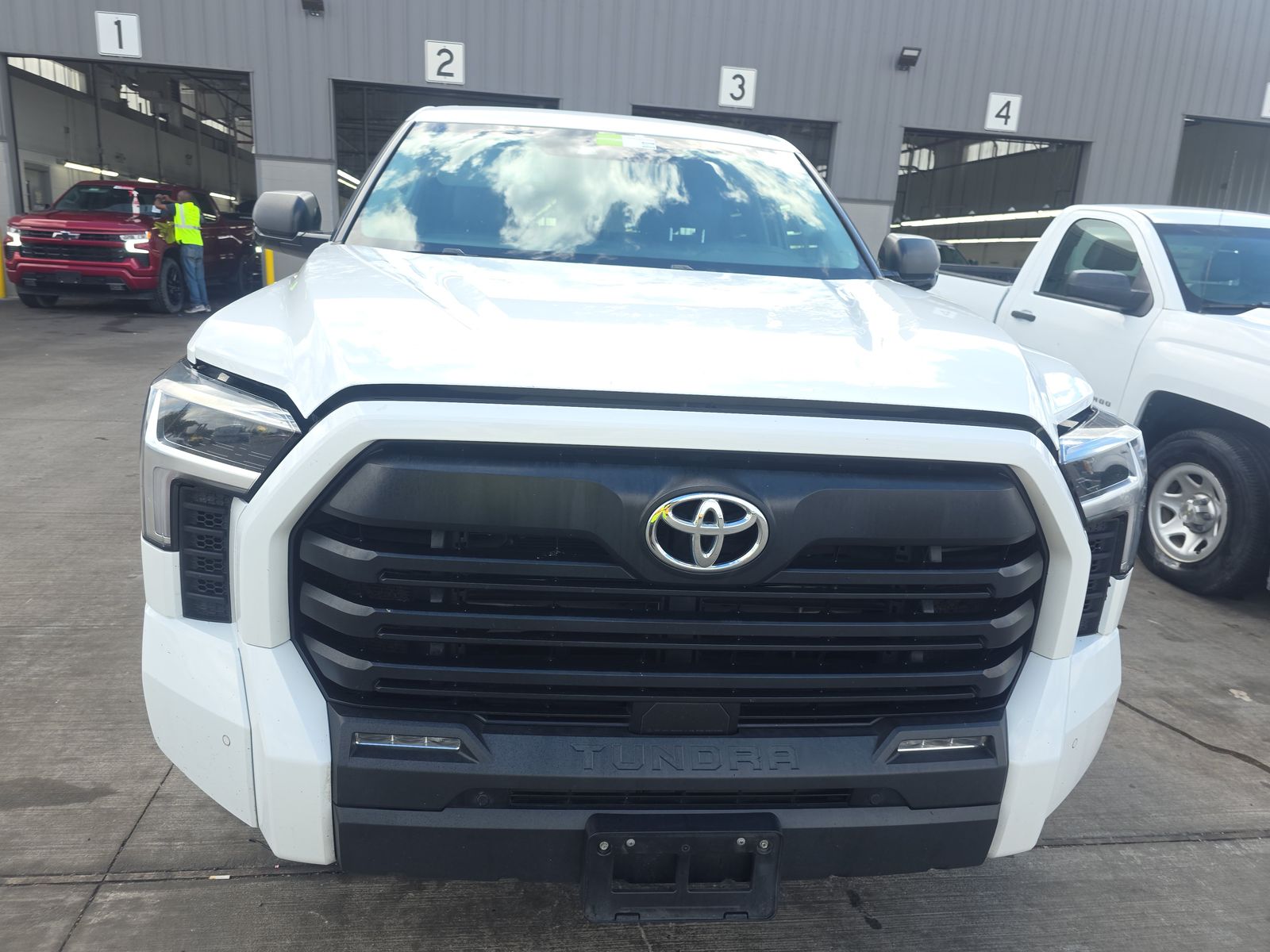 2022 Toyota Tundra SR5 AWD