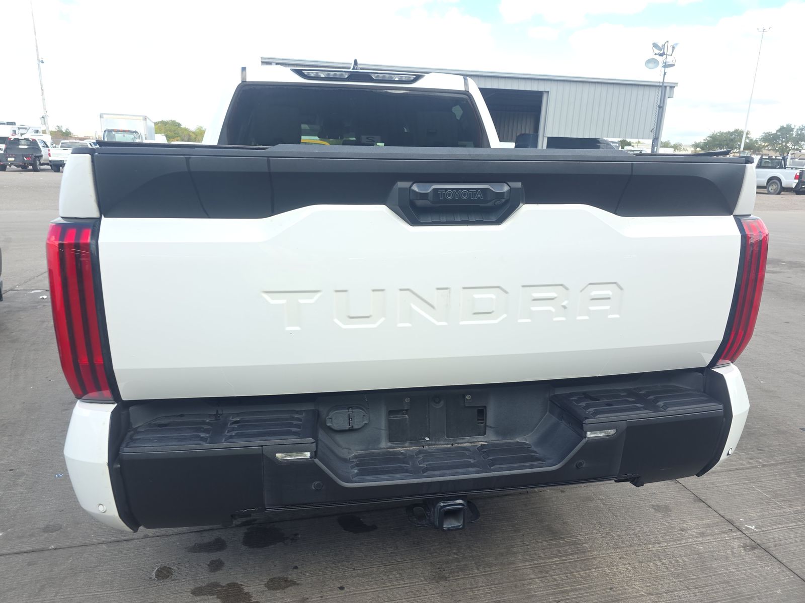 2022 Toyota Tundra SR5 AWD