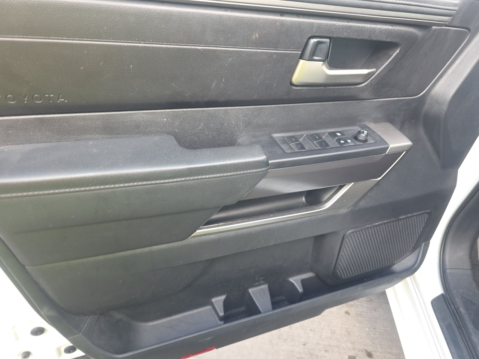 2022 Toyota Tundra SR5 AWD