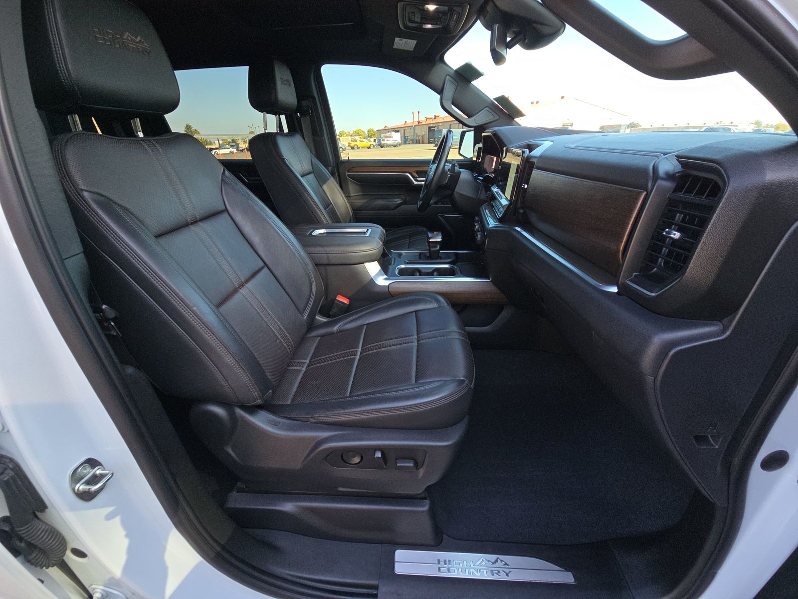 2022 Chevrolet Silverado 1500 High Country AWD