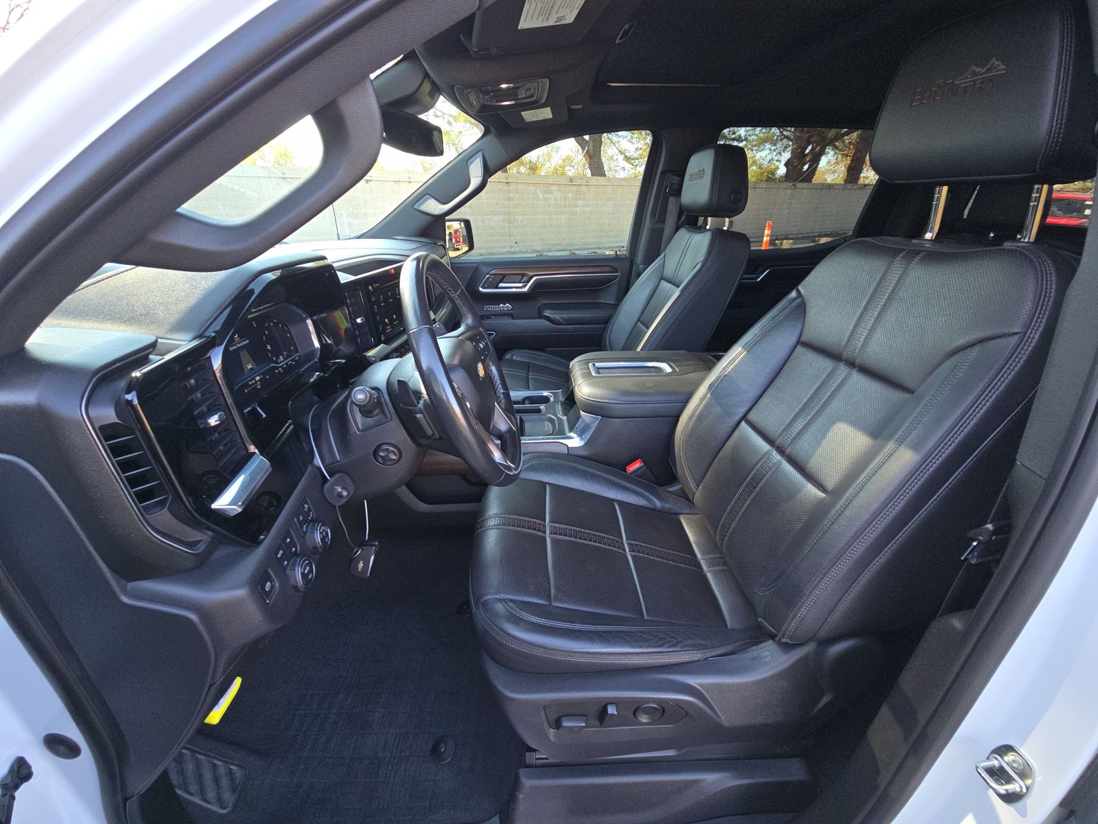 2022 Chevrolet Silverado 1500 High Country AWD