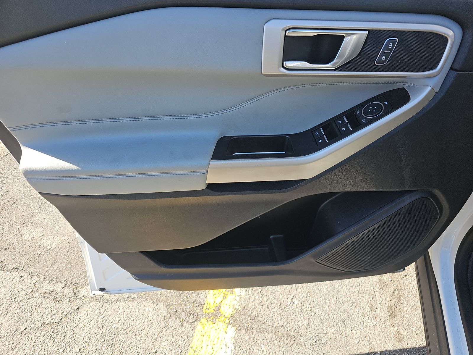 2022 Ford Explorer XLT AWD