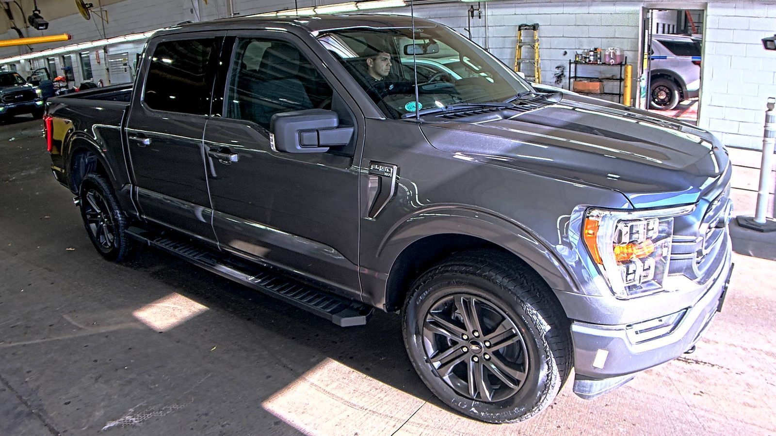 2022 Ford F-150 XLT AWD