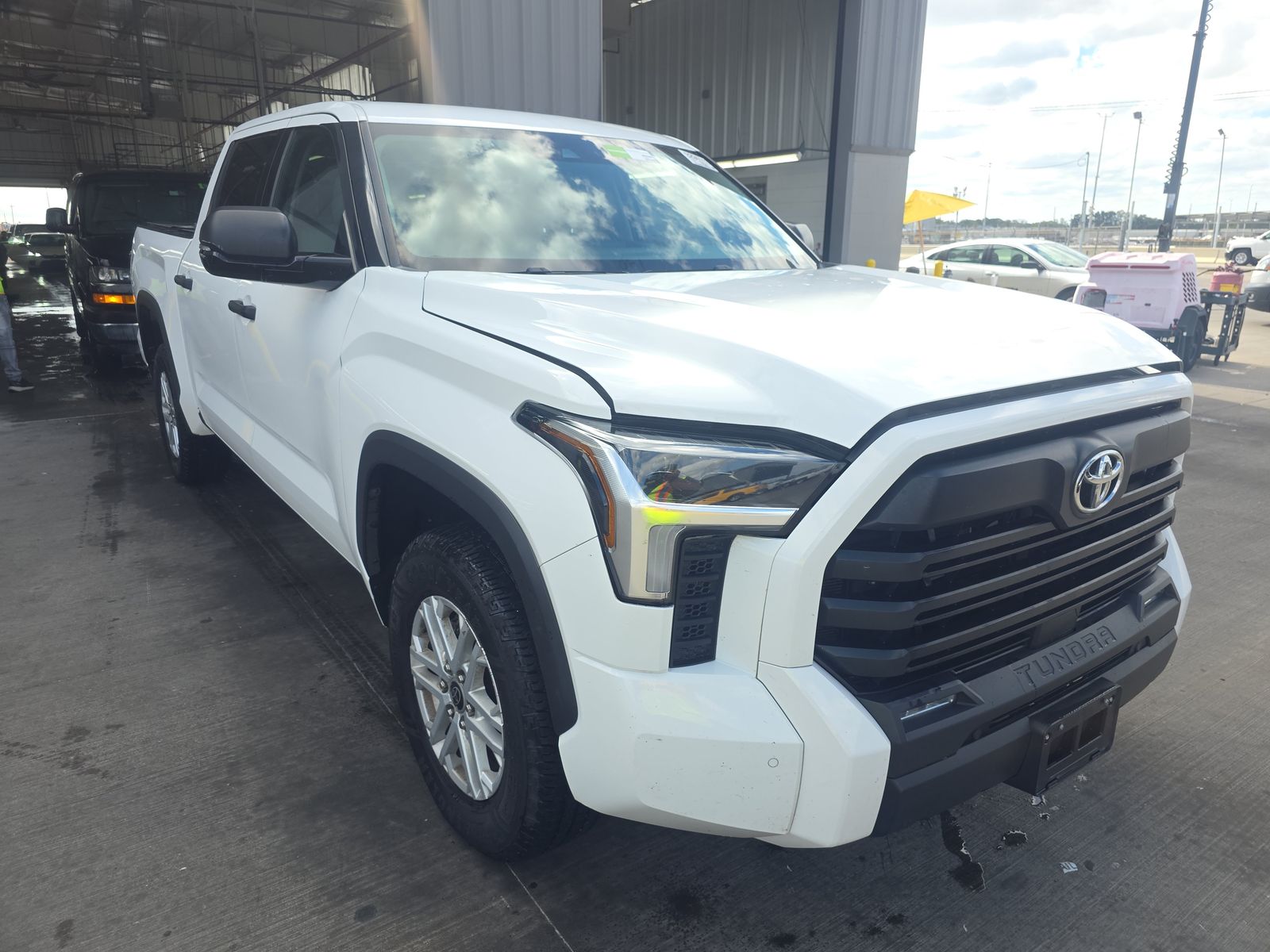 2022 Toyota Tundra SR5 AWD