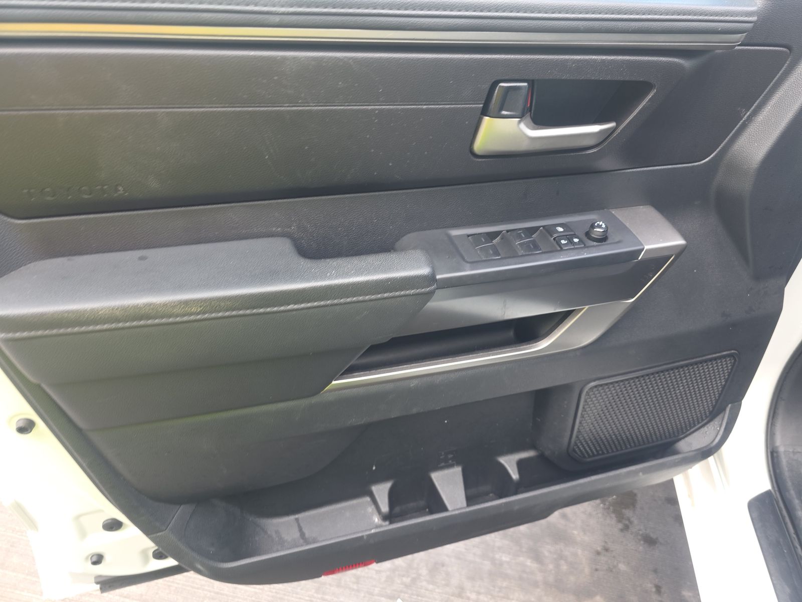 2022 Toyota Tundra SR5 AWD