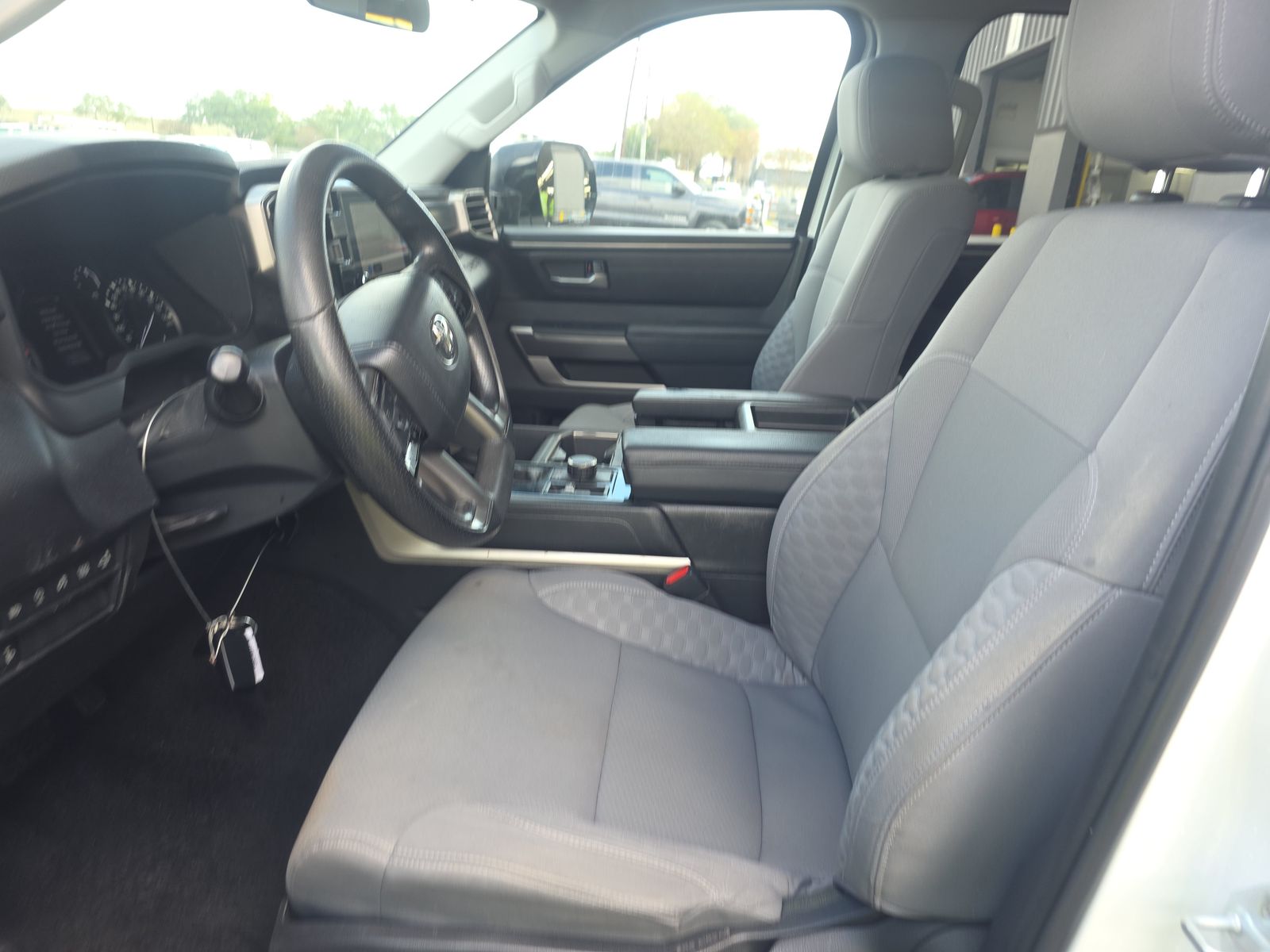 2022 Toyota Tundra SR5 AWD