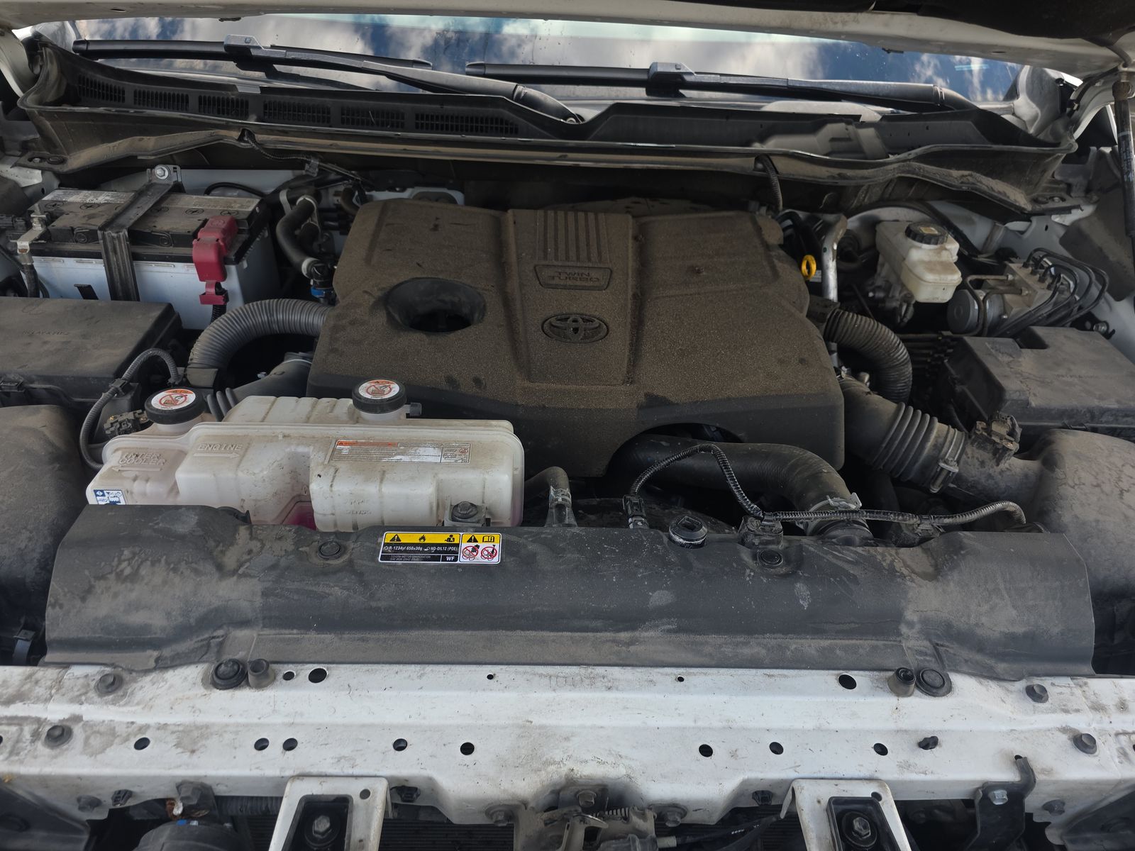 2022 Toyota Tundra SR5 AWD