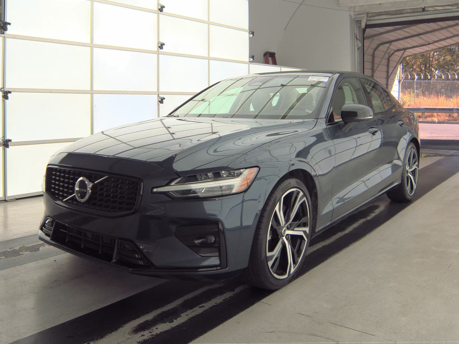 2024 Volvo S60 B5 Plus AWD