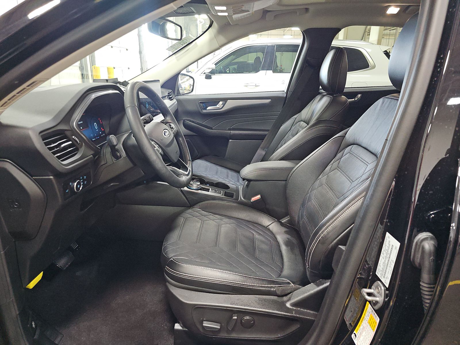 2023 Ford Escape Platinum AWD