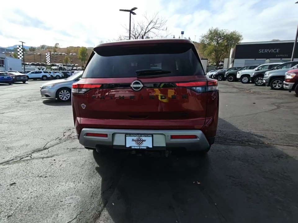 2024 Nissan Pathfinder Platinum AWD