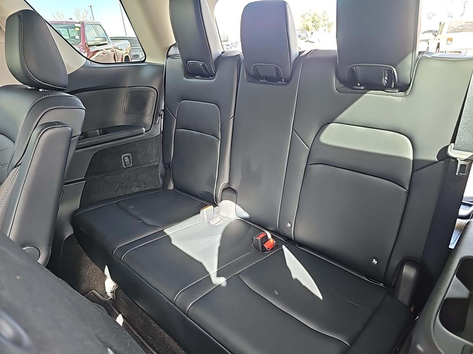 2024 Nissan Pathfinder Platinum AWD