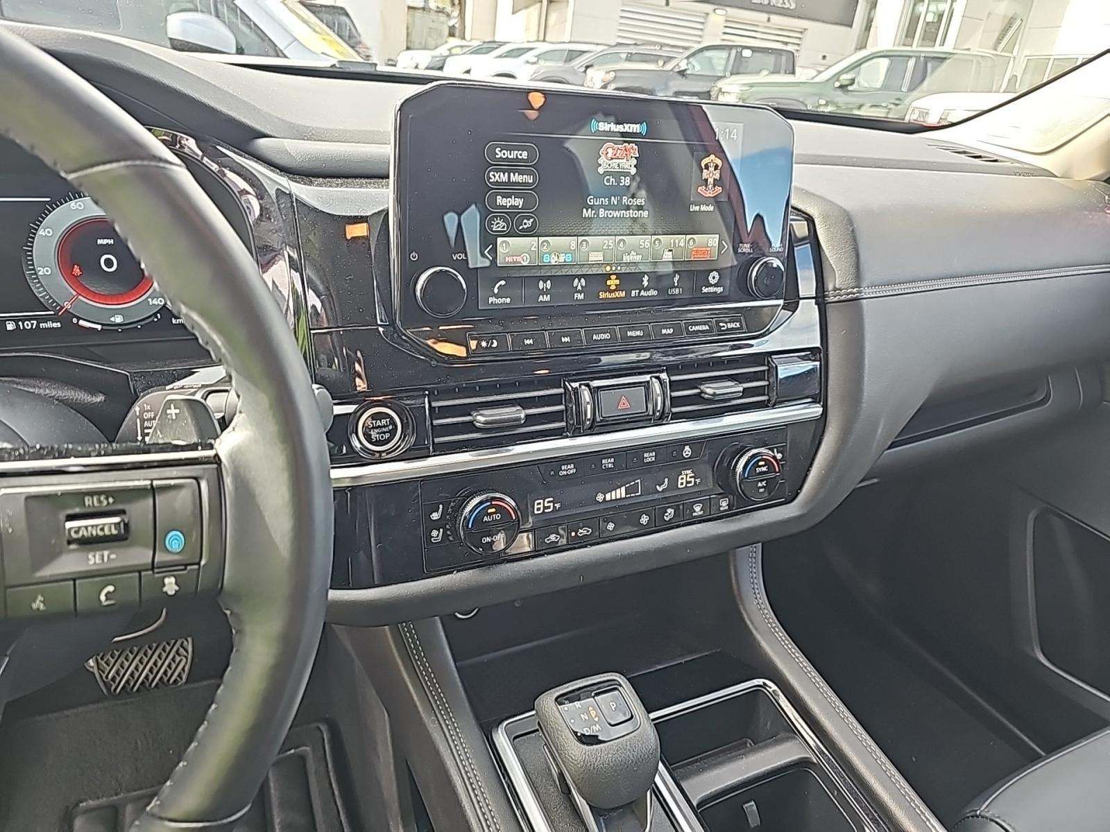 2024 Nissan Pathfinder Platinum AWD